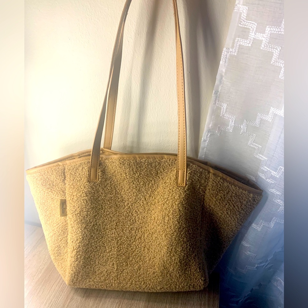 Neiman Marcus Teddy Tote and Makeup Bag Combo, good condition